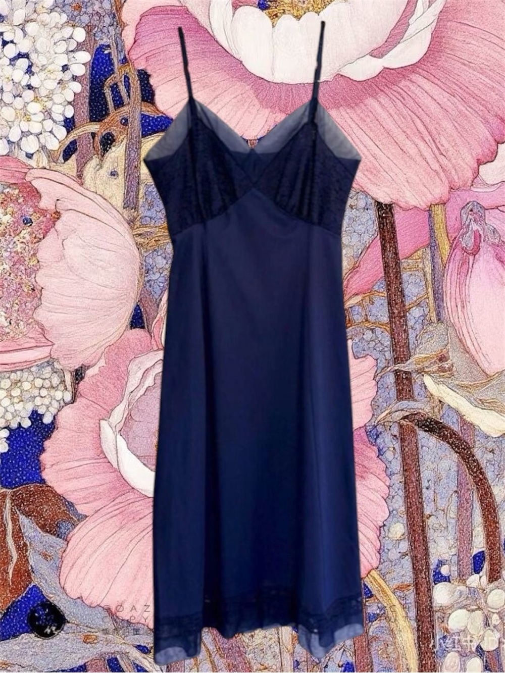 VTG 60’s Van Raalte Suavette Blue Nylon Lace Bodice Full Slip Size 34